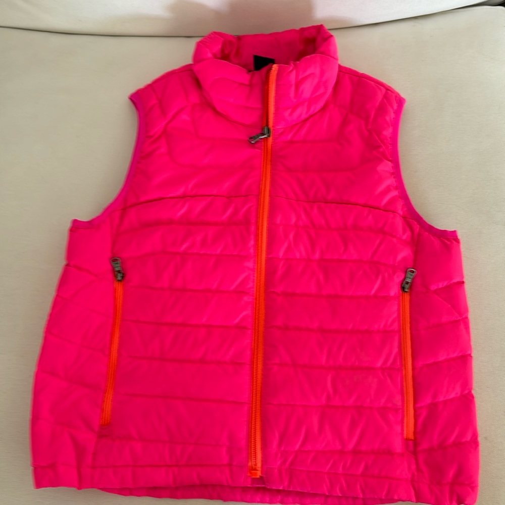 This is a Ralph Lauren girls 12-14 hot pink vest.